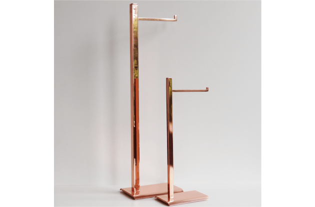 PAPELEIRA DE PISO COM BASE RETANGULAR RED GOLD