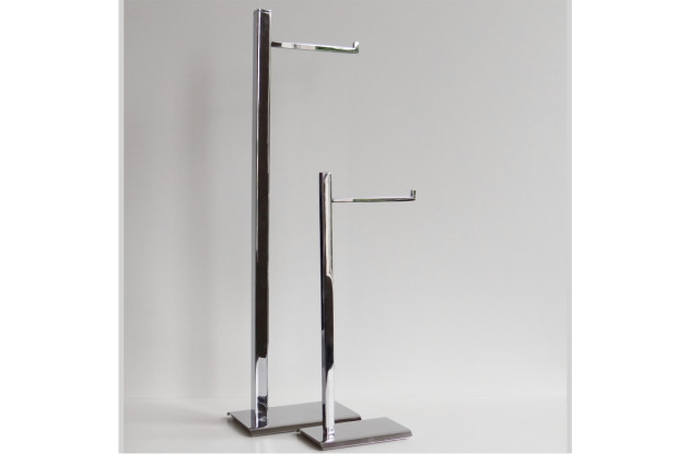 PAPELEIRA DE PISO COM BASE RETANGULAR CROMADA 