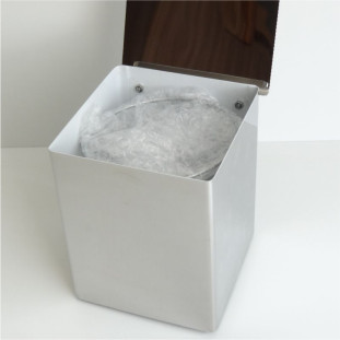 LIXEIRA DE BANCADA EM INOX COM TAMPA ARTICULADA  15x13cm