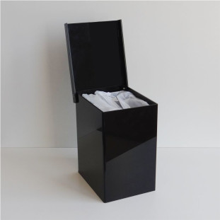 LIXEIRA ACRILICO RETANGULAR PRETA COM TAMPA ARTICULADA 24,5X15,5CM