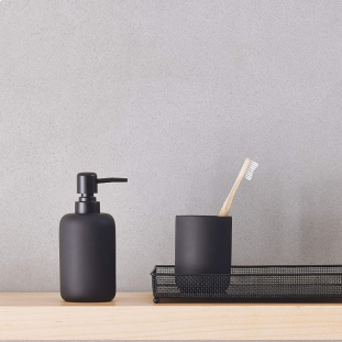 Dispenser de Sabonete Líquido em Cimento Preto