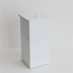 Lixeira Quadrada Branca com Tampa Articulada 29x13cm