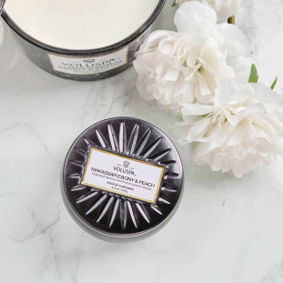 Vela Perfumada Lata Makassar Ebony & Peach - Voluspa