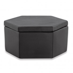 Pote Pequeno em Cimento Preto