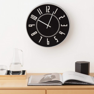 Relógio de Parede Preto e Branco